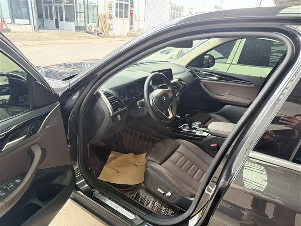 BMW iX3 2021 Facelift Leading фото 8