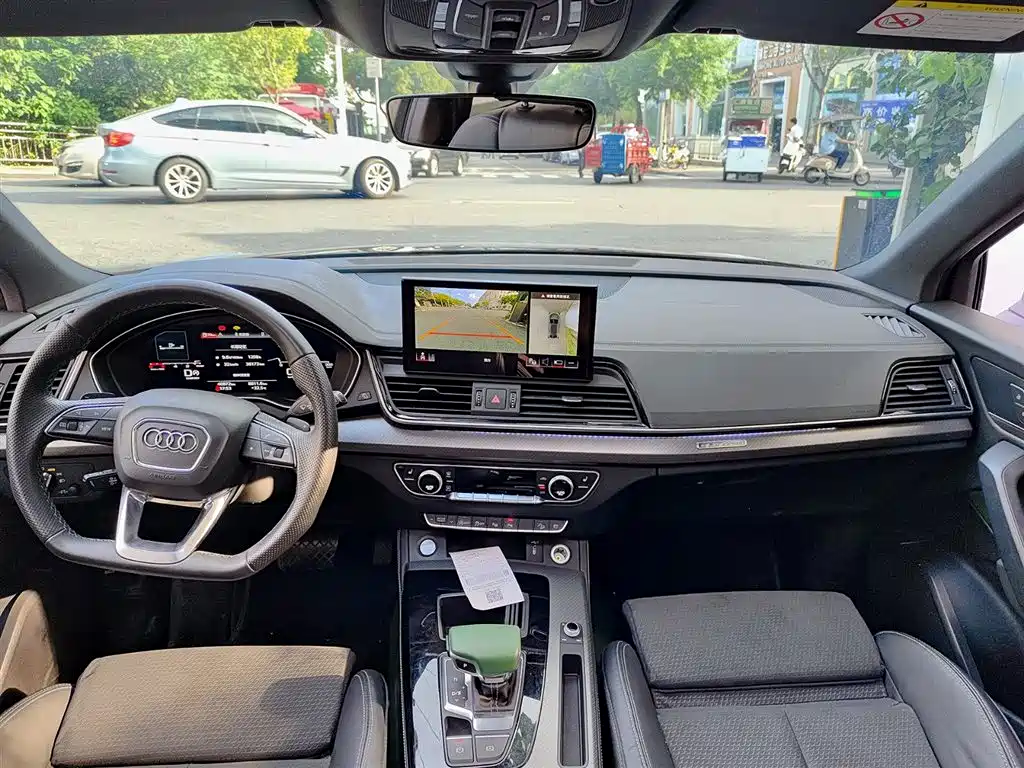 Audi Q5L Sportback 2022 40 TFSI Luxury фото 10