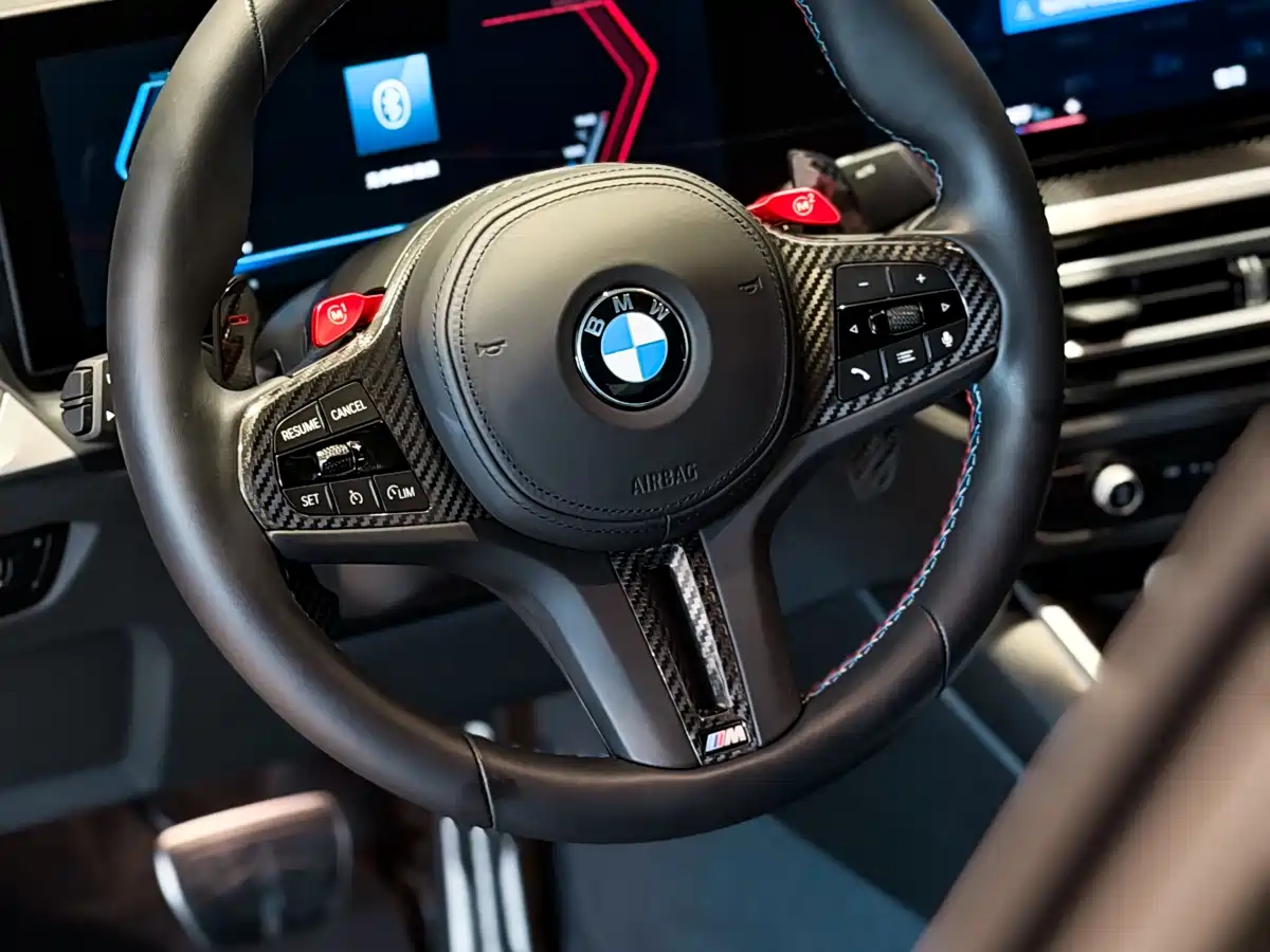BMW M2 2024 M2 фото 8
