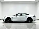 Photo 4 - Porsche Panamera