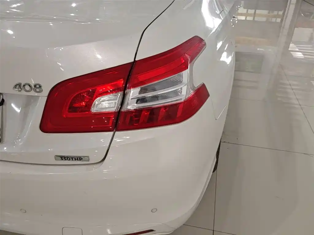 Peugeot 408 2018 350THP Automatic Luxury Edition фото 8