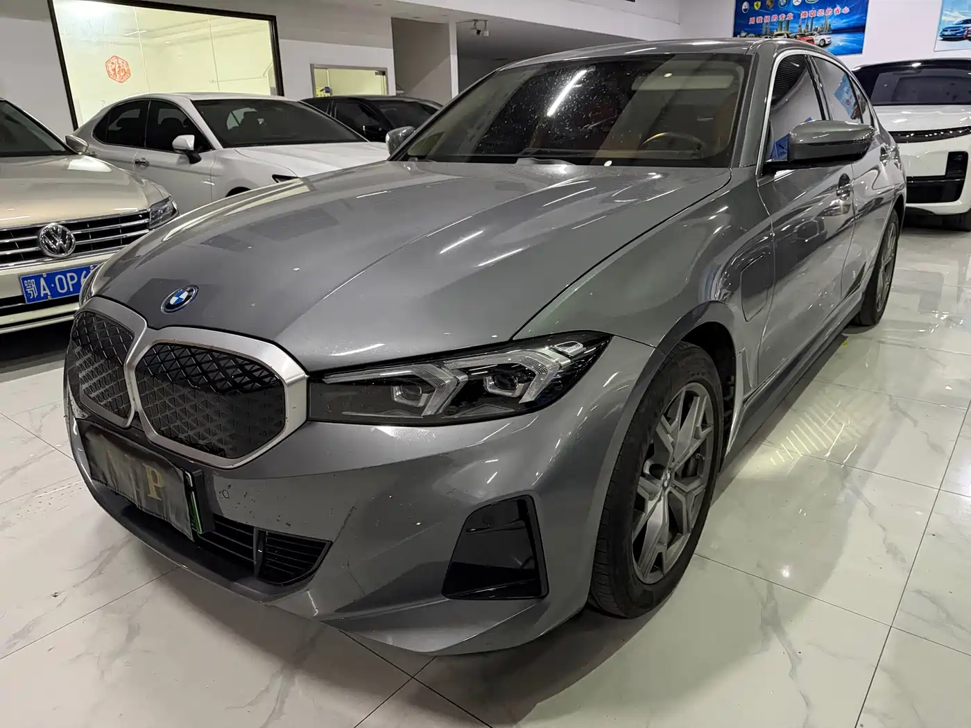 BMW i3 2025 eDrive 35 L