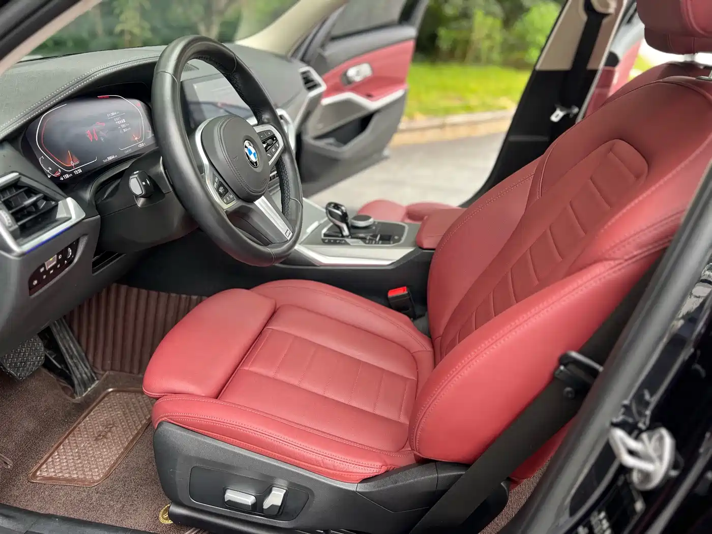 BMW 3 Series 2021 Second Facelift 325i M Sport Night Package фото 4
