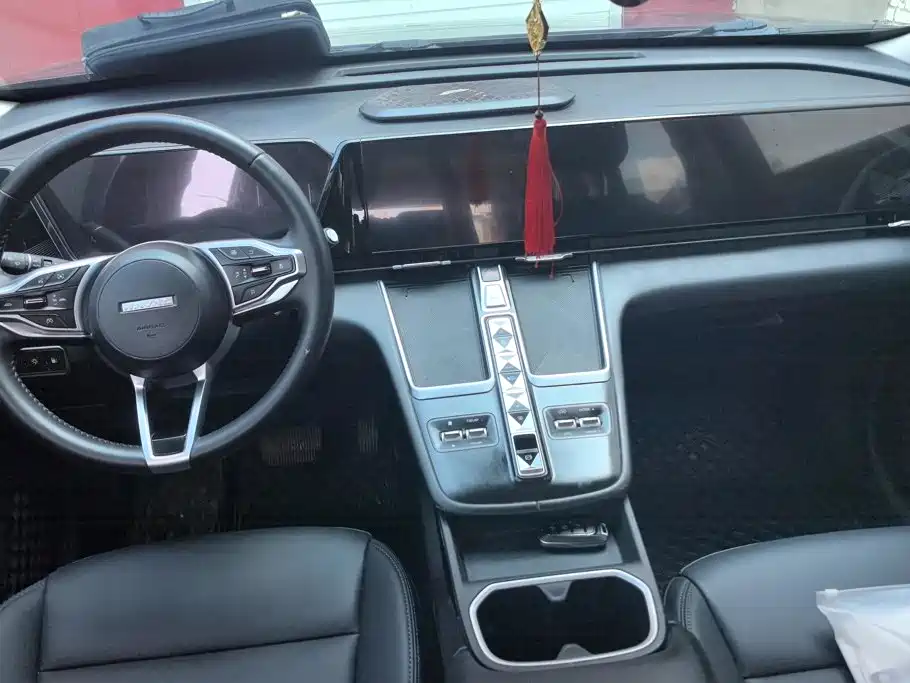 Haval Xiaolong MAX 2023 2023 1.5L Hi4 105 4WD Pilot Edition