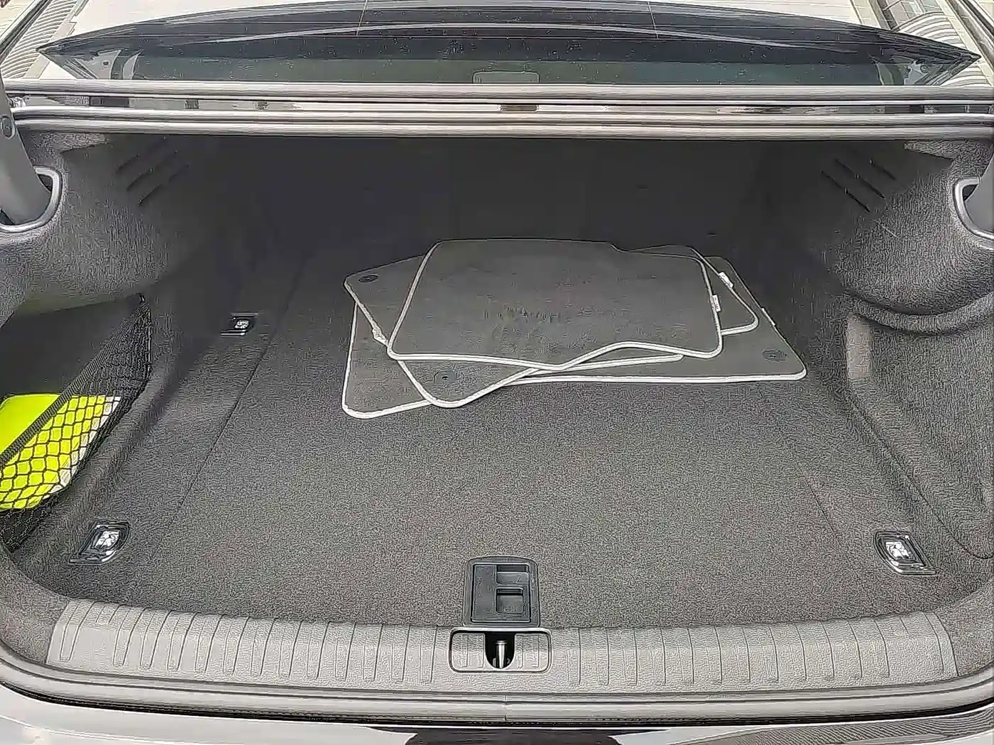 Фото 18 - Audi A7L