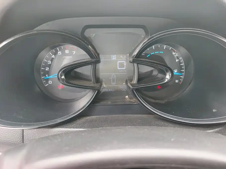 Dongfeng Aeolus Dongfeng Fengshen AX7 2016 2015 2.0L Automatic Smart Ease