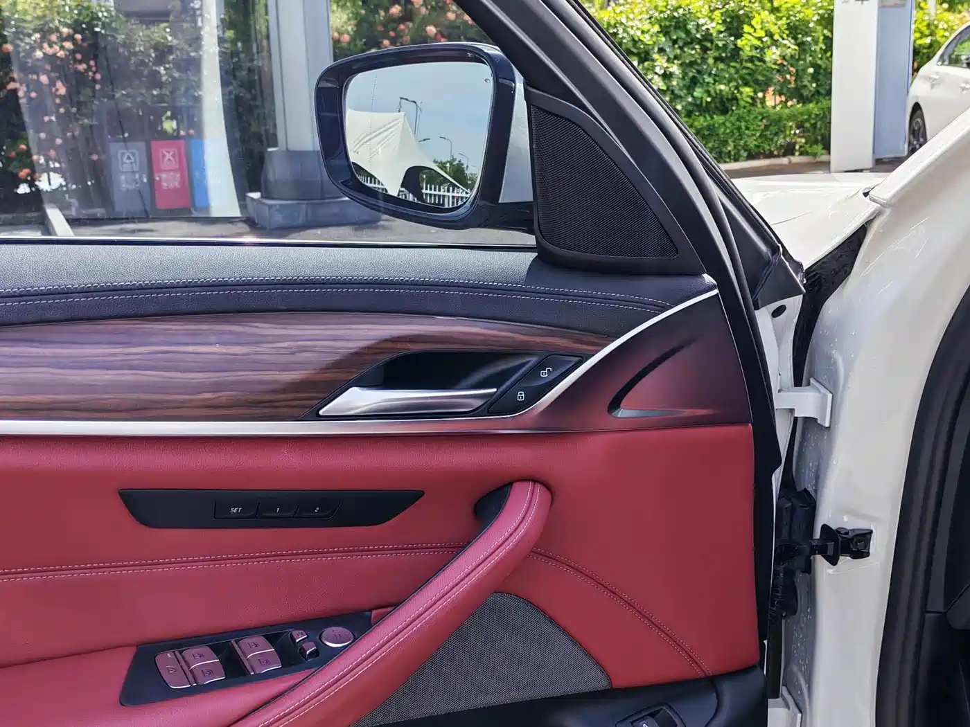 BMW 5 Series 2022 530Li Leading M Sport Package фото 11