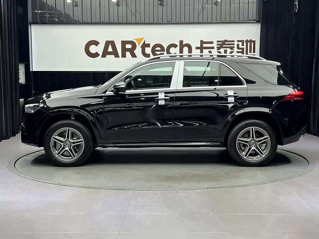 Mercedes-Benz GLE 2024 GLE 450 4MATIC Fashion фото 8