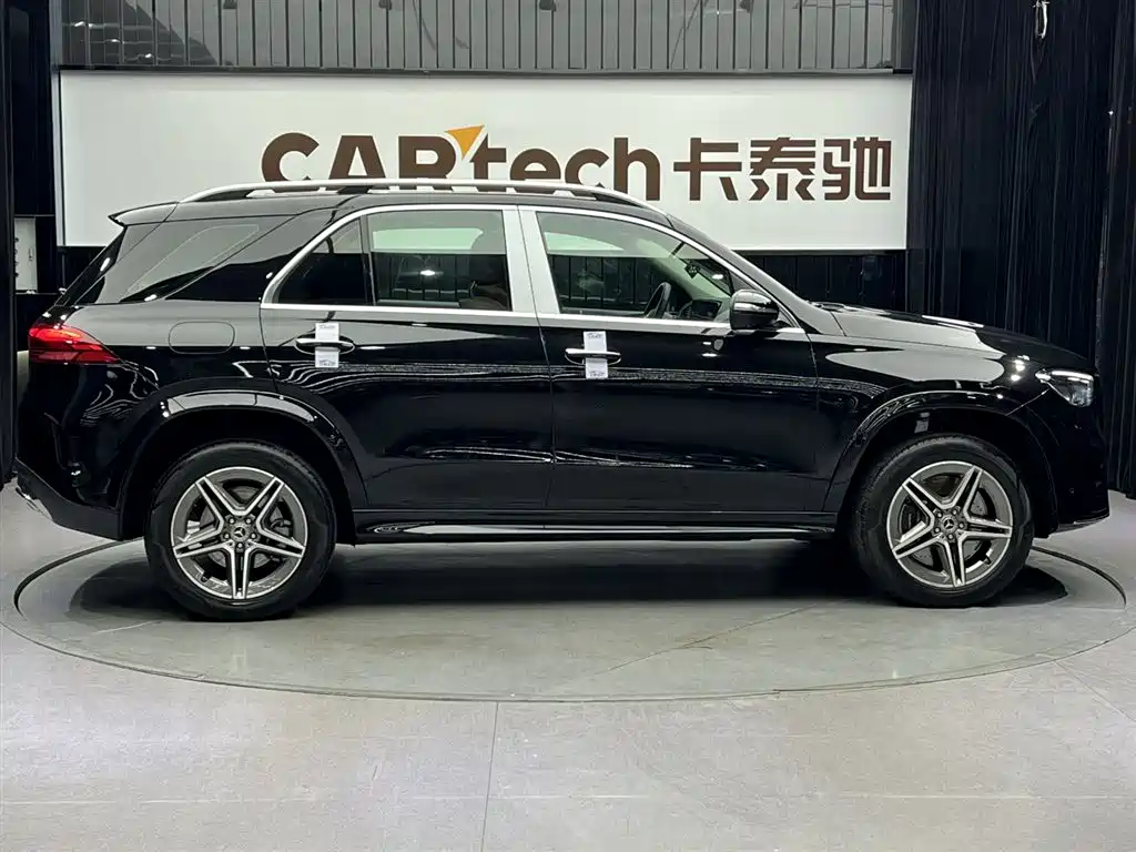 Mercedes-Benz GLE 2024 GLE 450 4MATIC Fashion фото 4