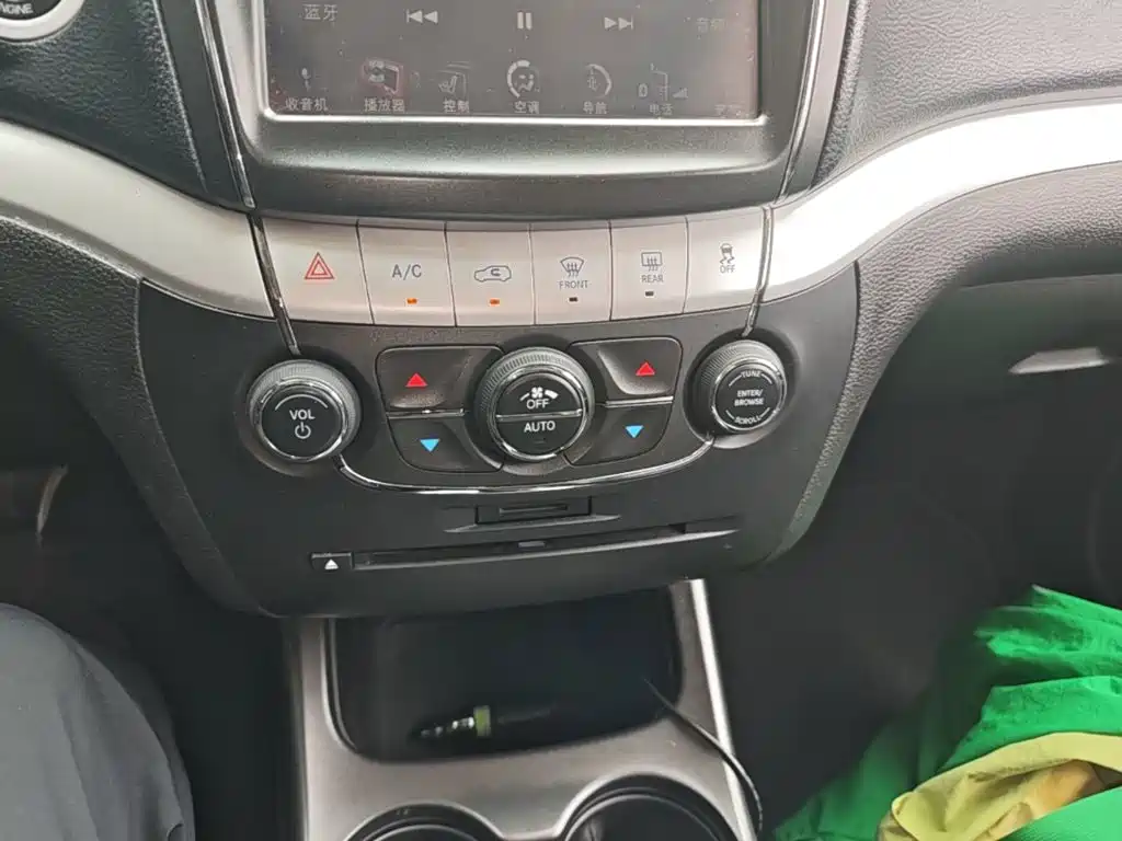 Dodge Journey 2016 2013 Model 2.4L 2WD Premium Edition