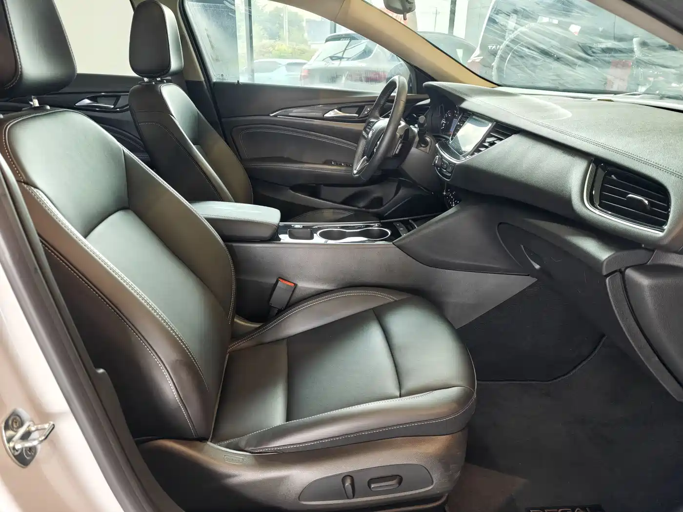 BUICK REGAL
