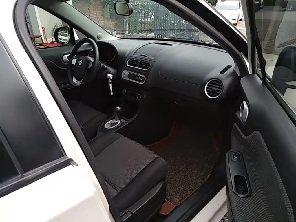 MG 3 2015 2014 1.5L AMT Elite Edition
