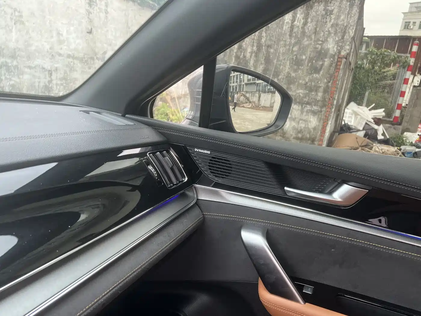 BYD Tang New Energy 2023 Model DM-i Champion Edition 112KM Honor фото 7
