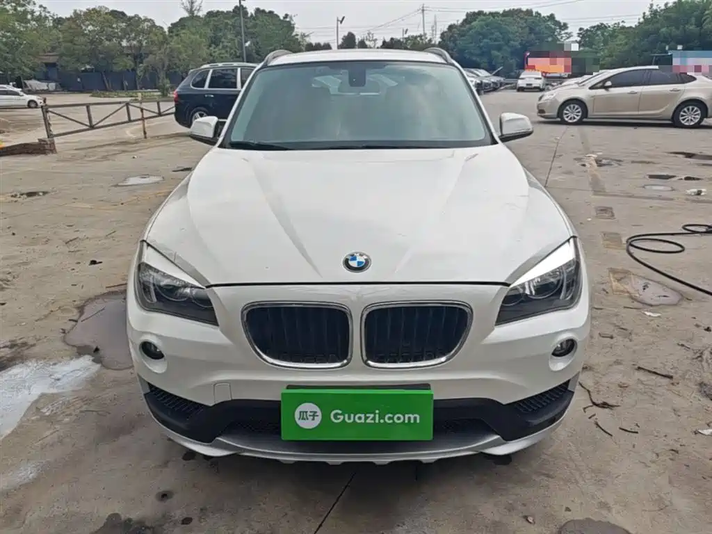 BMW X1 2015 Model sDrive18i Fashion Advanced Edition фото 3