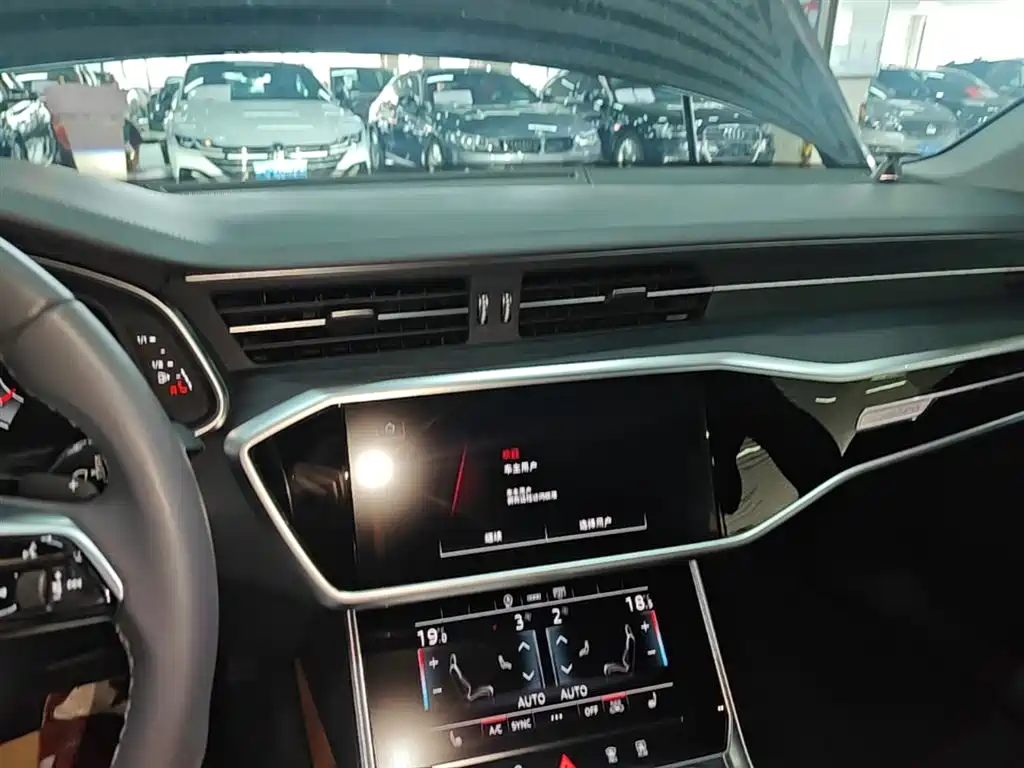 Audi A6L 2024 45 TFSI quattro Premium Elegance фото 13