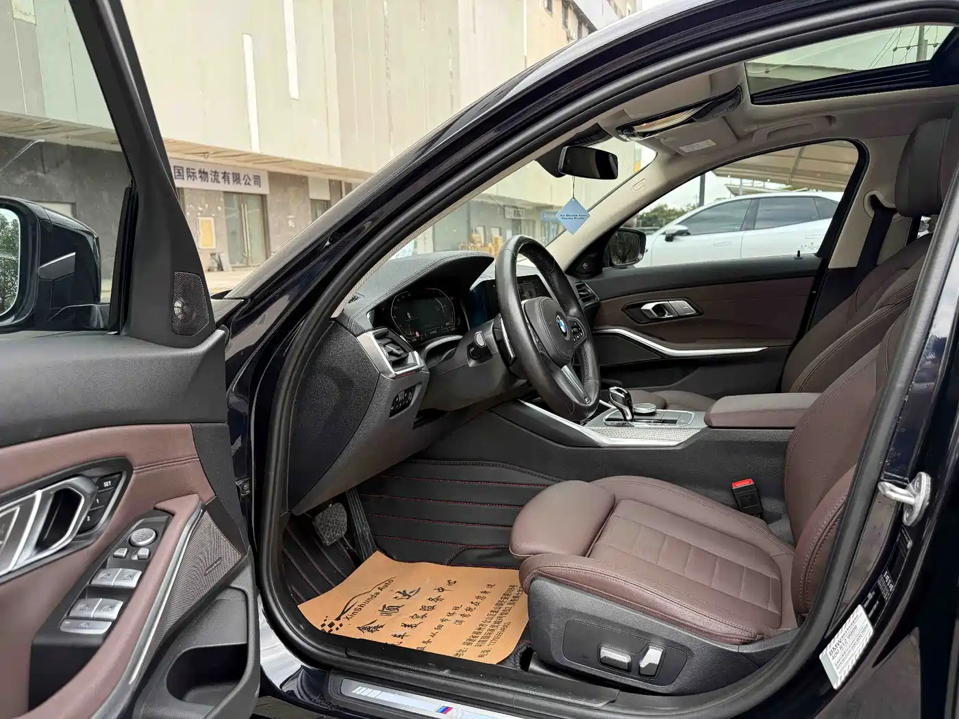 BMW 3 Series 2021 325Li M Sport Night Edition фото 7