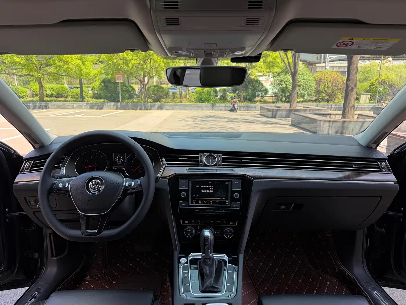 Volkswagen Magotan 2018 Facelift 330TSI DSG Luxury фото 23