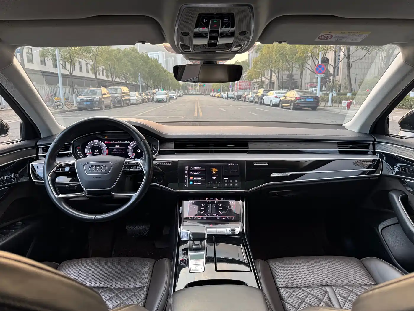 Audi A8 2022 A8L 50 TFSI quattro Comfort Collector's Edition фото 11