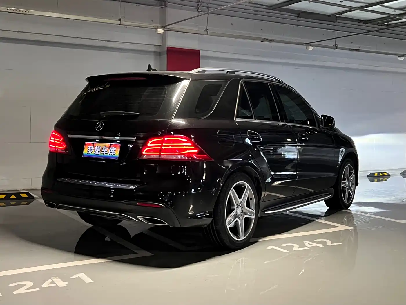 Mercedes-Benz GLE 2016 2016 GLE 400 4MATIC