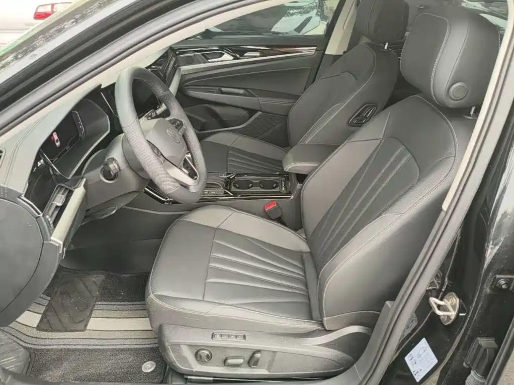 Volkswagen Passat 2025 2025 Outstanding 330TSI Starlight Elite Edition