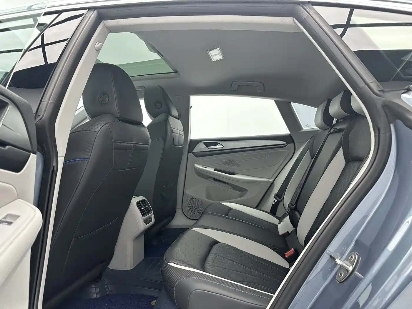 Volkswagen Lamando 2022 Lamando L 280TSI DSG Cool Edition фото 6