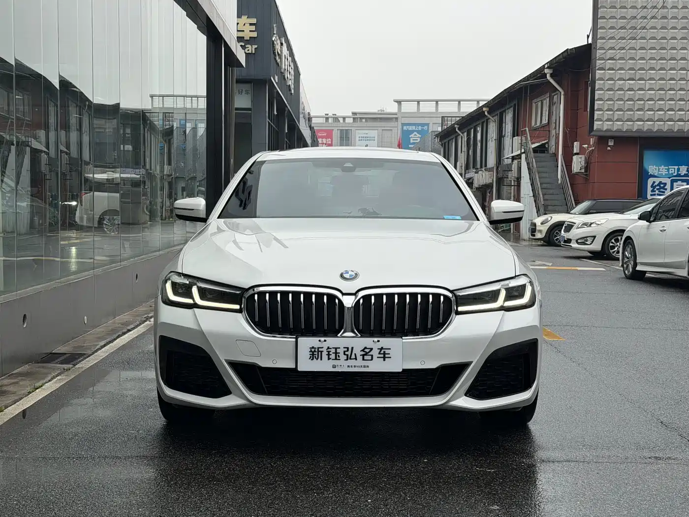 BMW 5 Series 2022 525Li M Sport Package фото 2