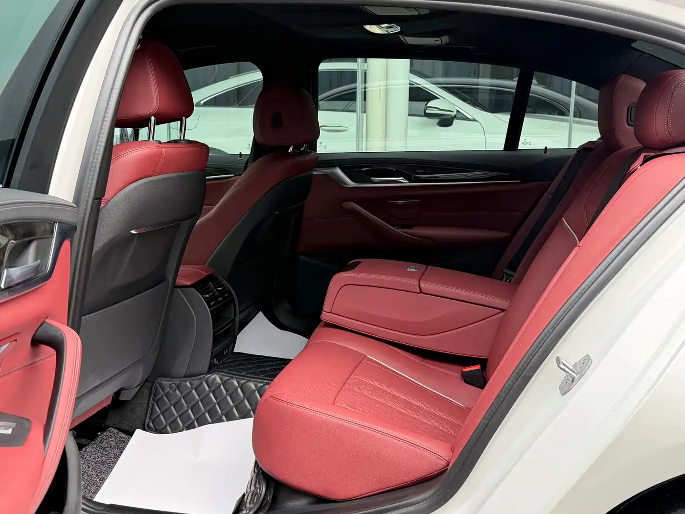 BMW 5 Series 2022 525Li M Sport Package фото 7