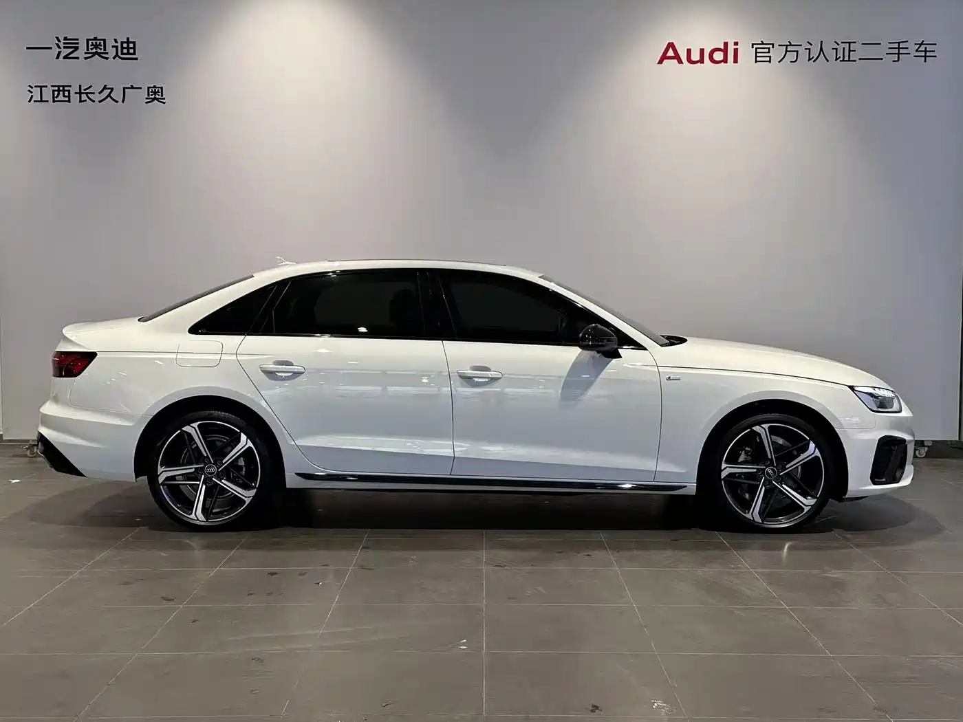 Audi A4L 2024 40 TFSI Luxury Dynamic фото 3