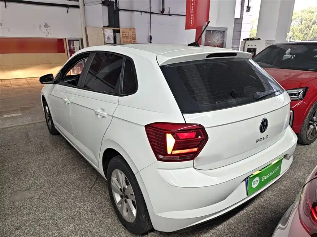 Volkswagen Polo 2023 Plus 1.5L Automatic Panorama Enjoyment Edition фото 5