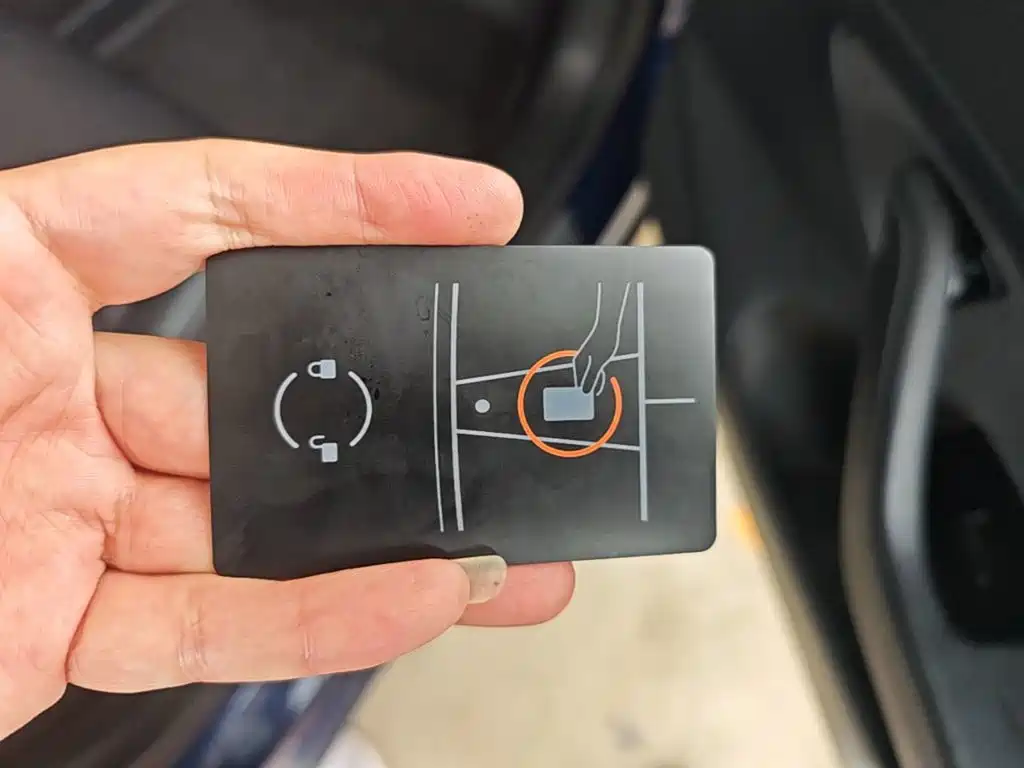 Фото 9 - Tesla Model 3