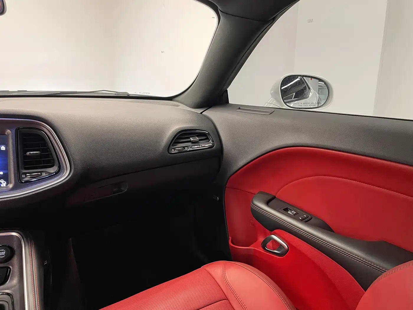 Dodge Challenger 2018 2019 Base Model