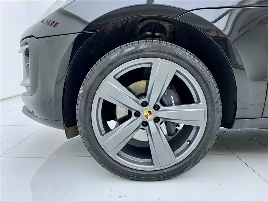 Porsche Macan 2024 Macan 2.0T фото 6