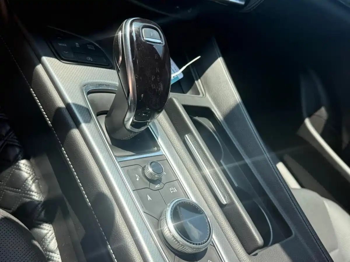 Cadillac CT5 2024 28T Luxury Model Pro фото 4