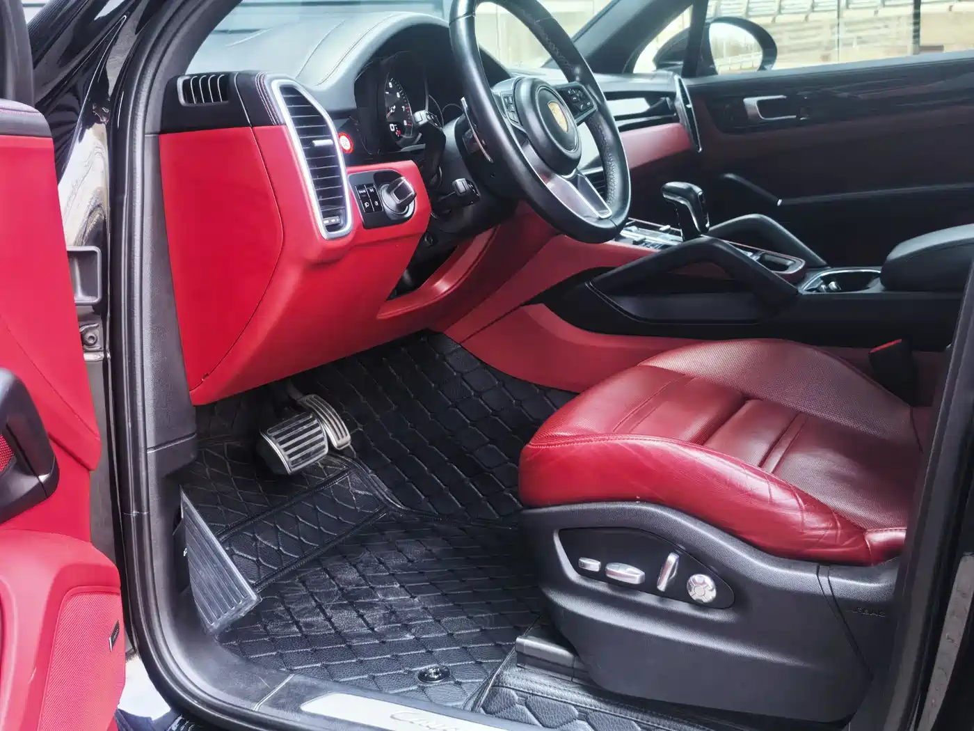 Porsche Cayenne 2020 Cayenne S 2.9T фото 17
