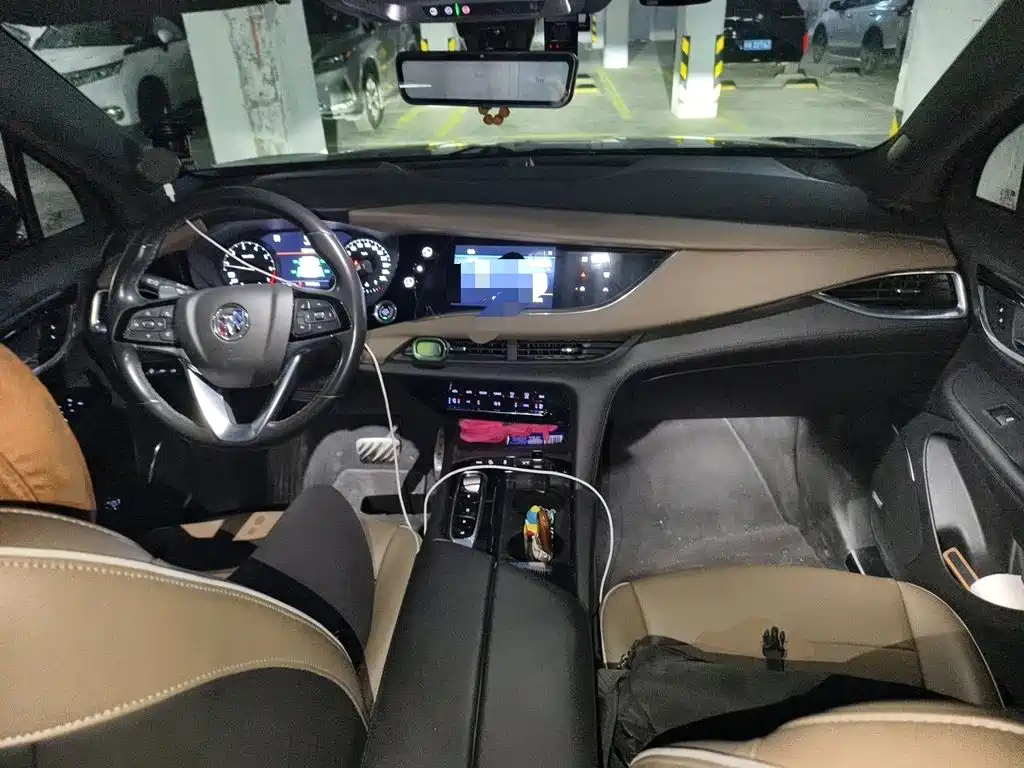 صورة 5 - Buick Enclave