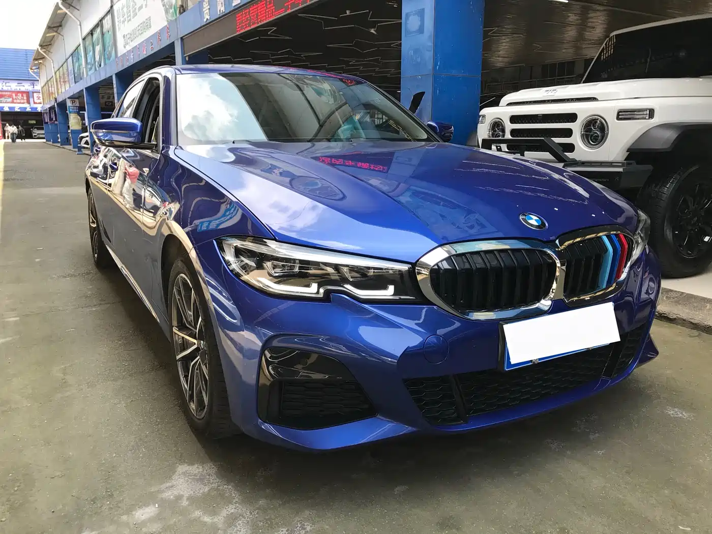 BMW 3-SERIES