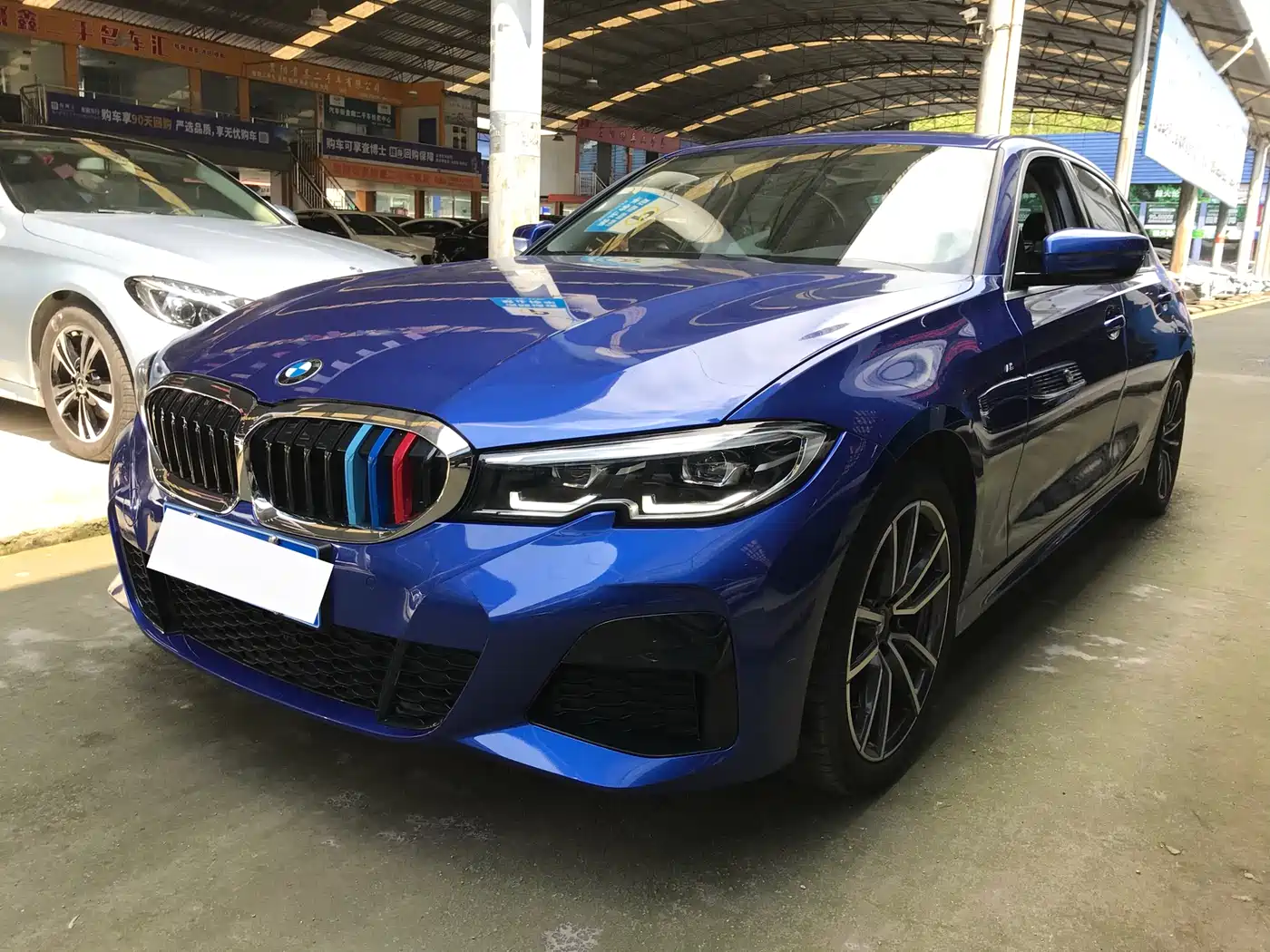 BMW 3-SERIES