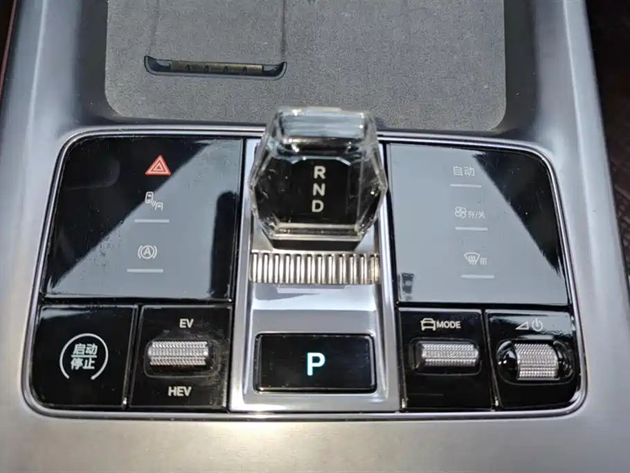 BYD Seal 2024 2023 DM-i 1.5T 121km Premium