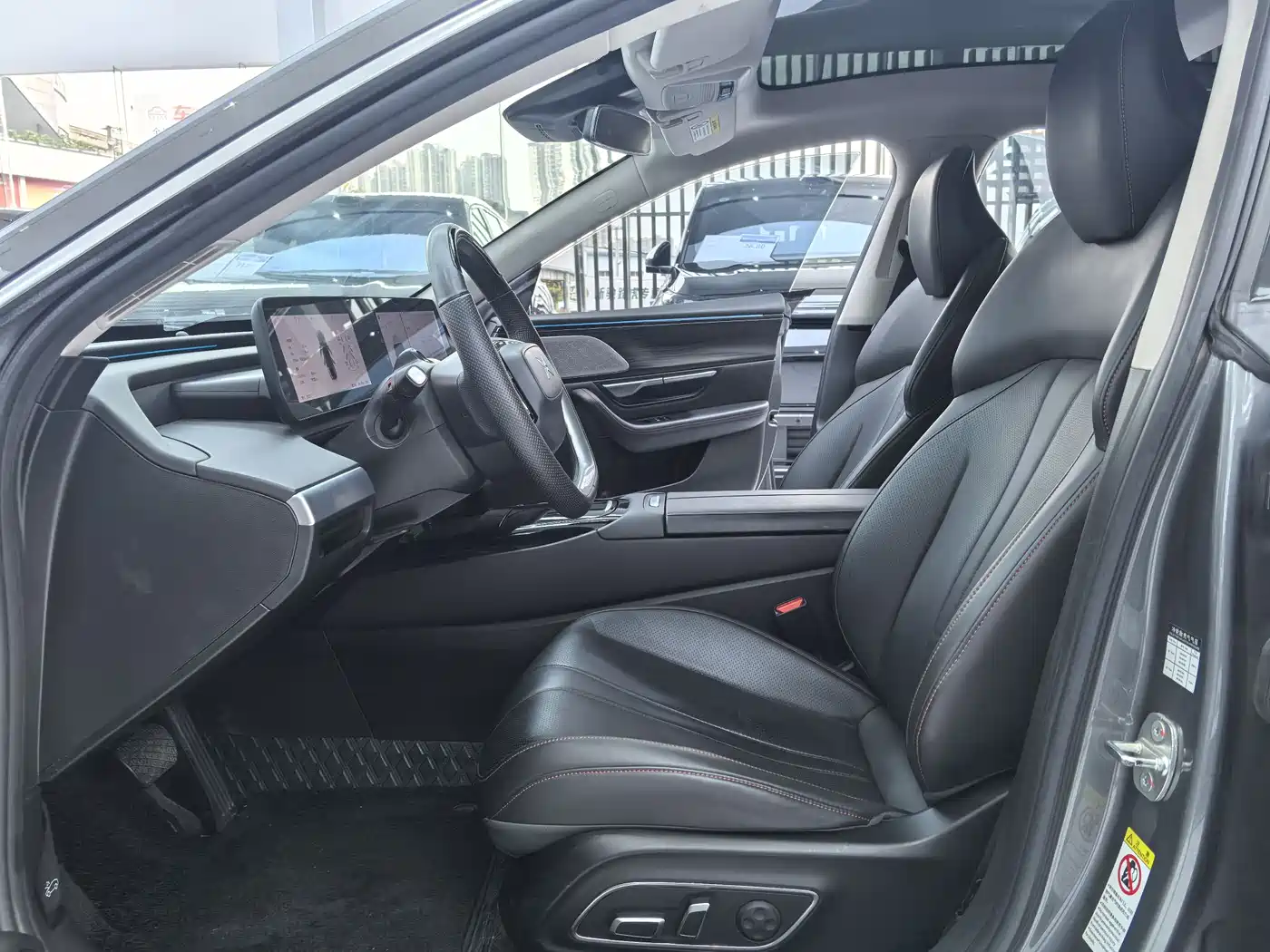 XIAOPENG P7