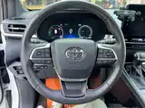 Фото 15 - Toyota Granvia