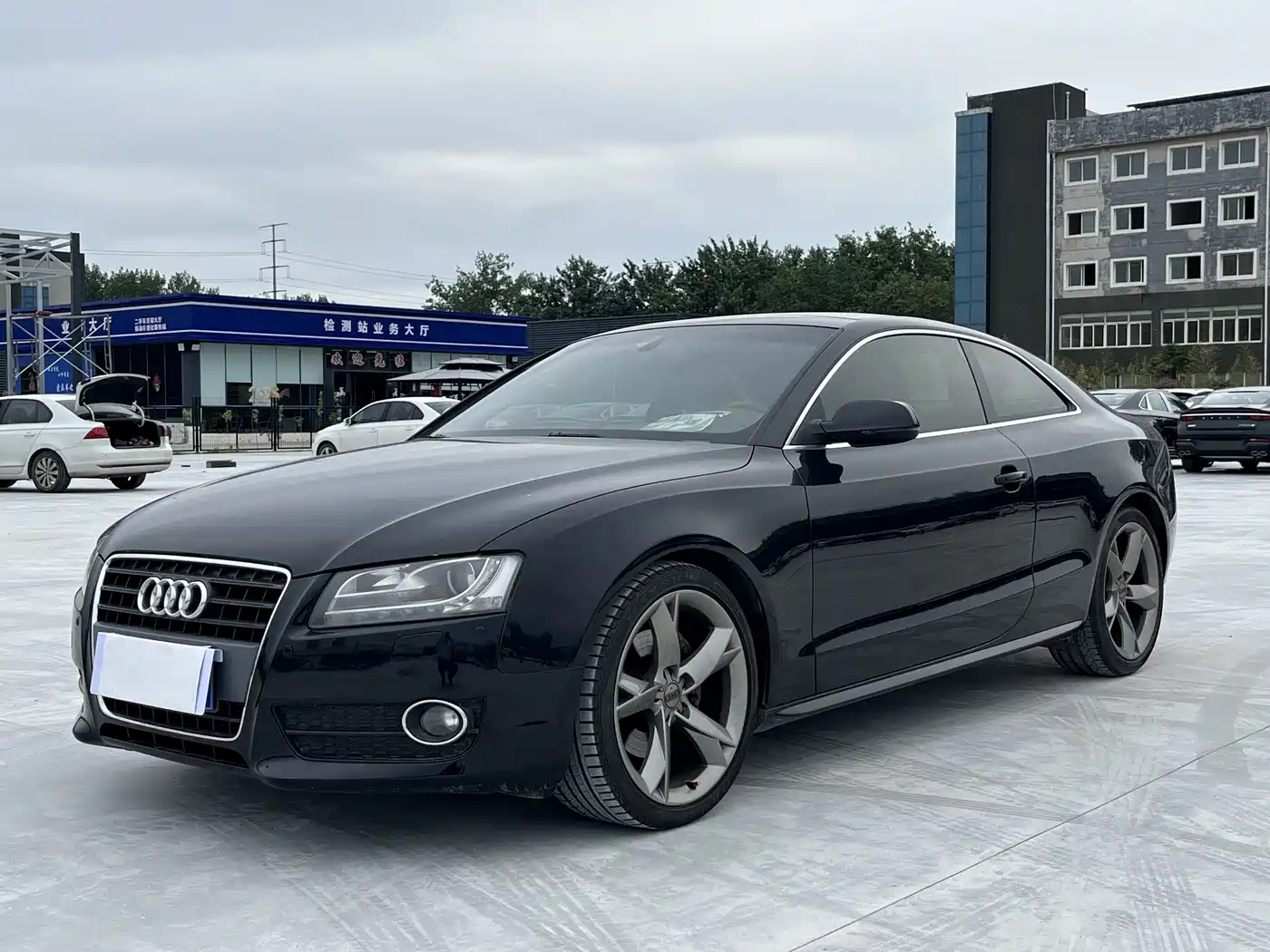 Audi A5 (Import) 2010 2.0TFSI Coupe