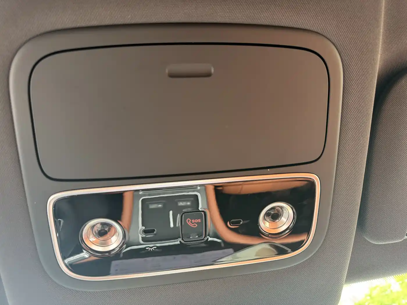 AITO Wenjie AITO M9 2024 Range Extender Ultra 52kWh 6-seater фото 43