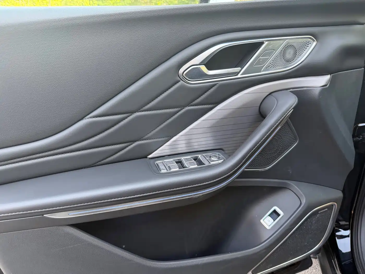 Hongqi HS7 PHEV 2024 2024 2.0T PHEV 4WD Flagship Edition 6-seater