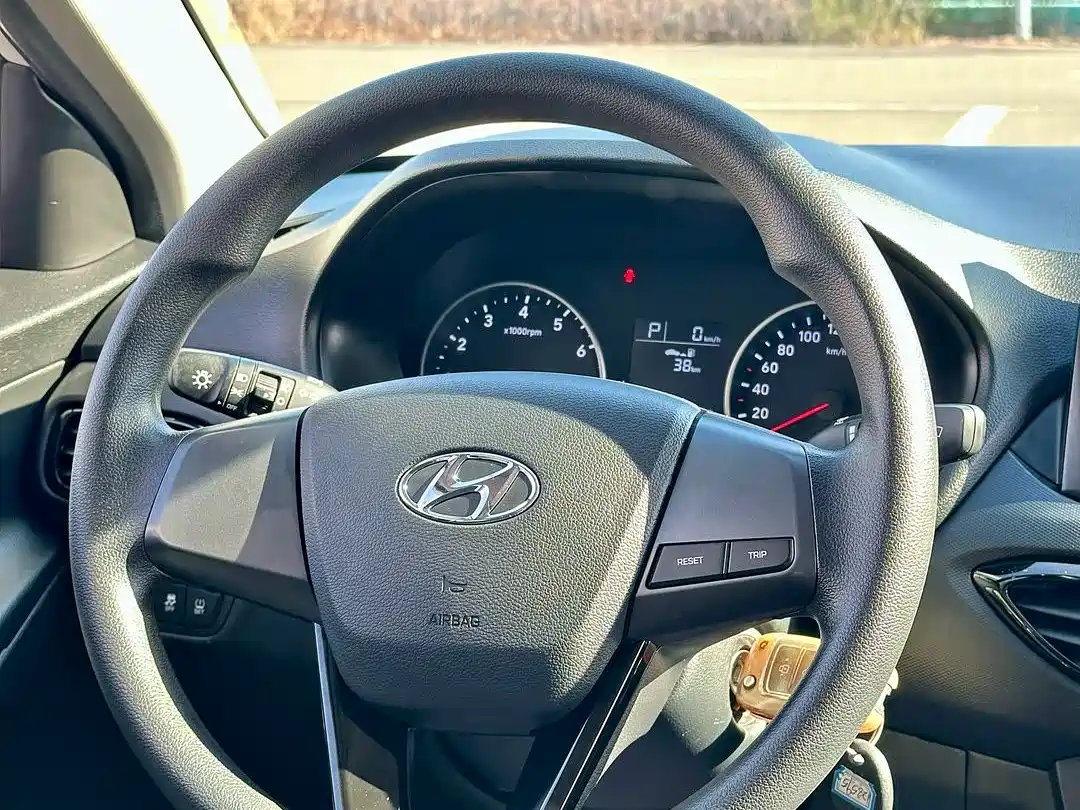 HYUNDAI YUEDONG