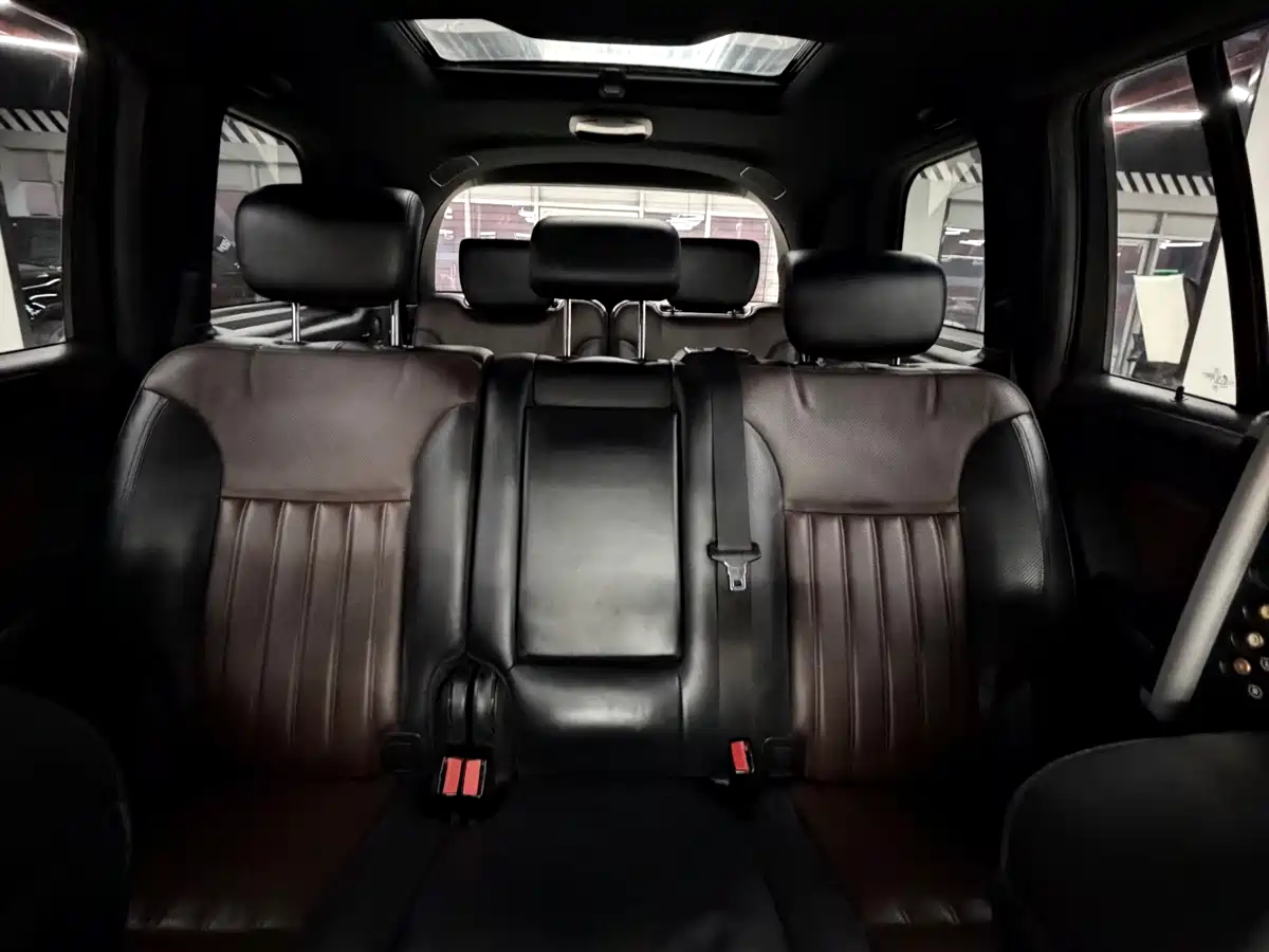 Mercedes-Benz GL-Class 2011 GL 450 Prestige Grand Edition фото 18
