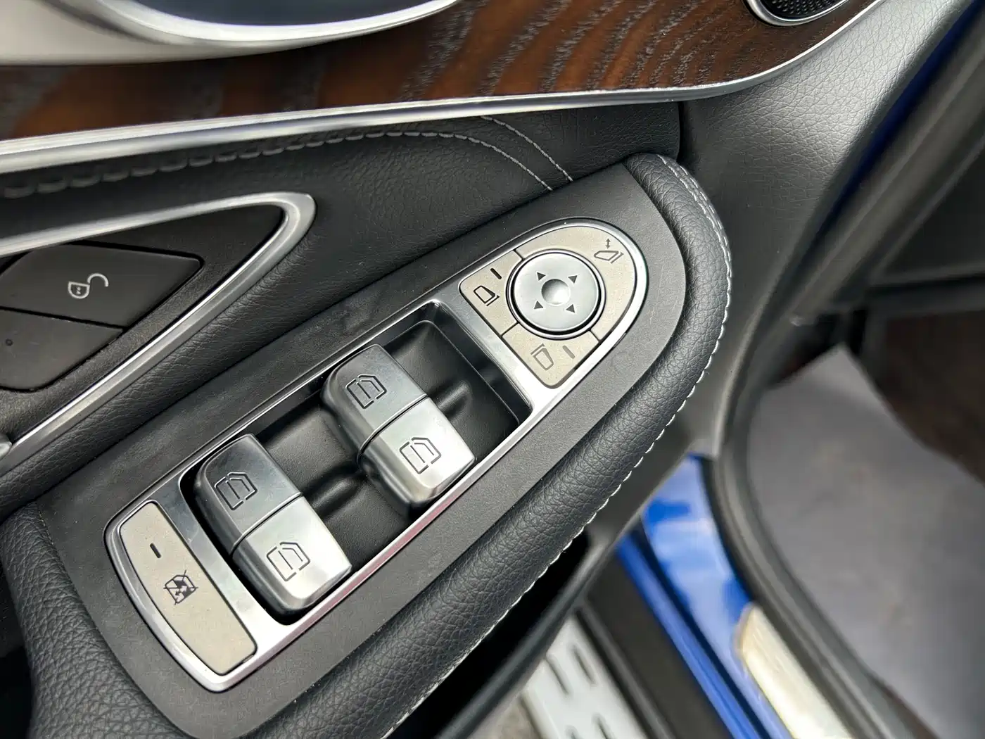Mercedes-Benz GLC 2017 GLC 300 4MATIC Dynamic фото 19
