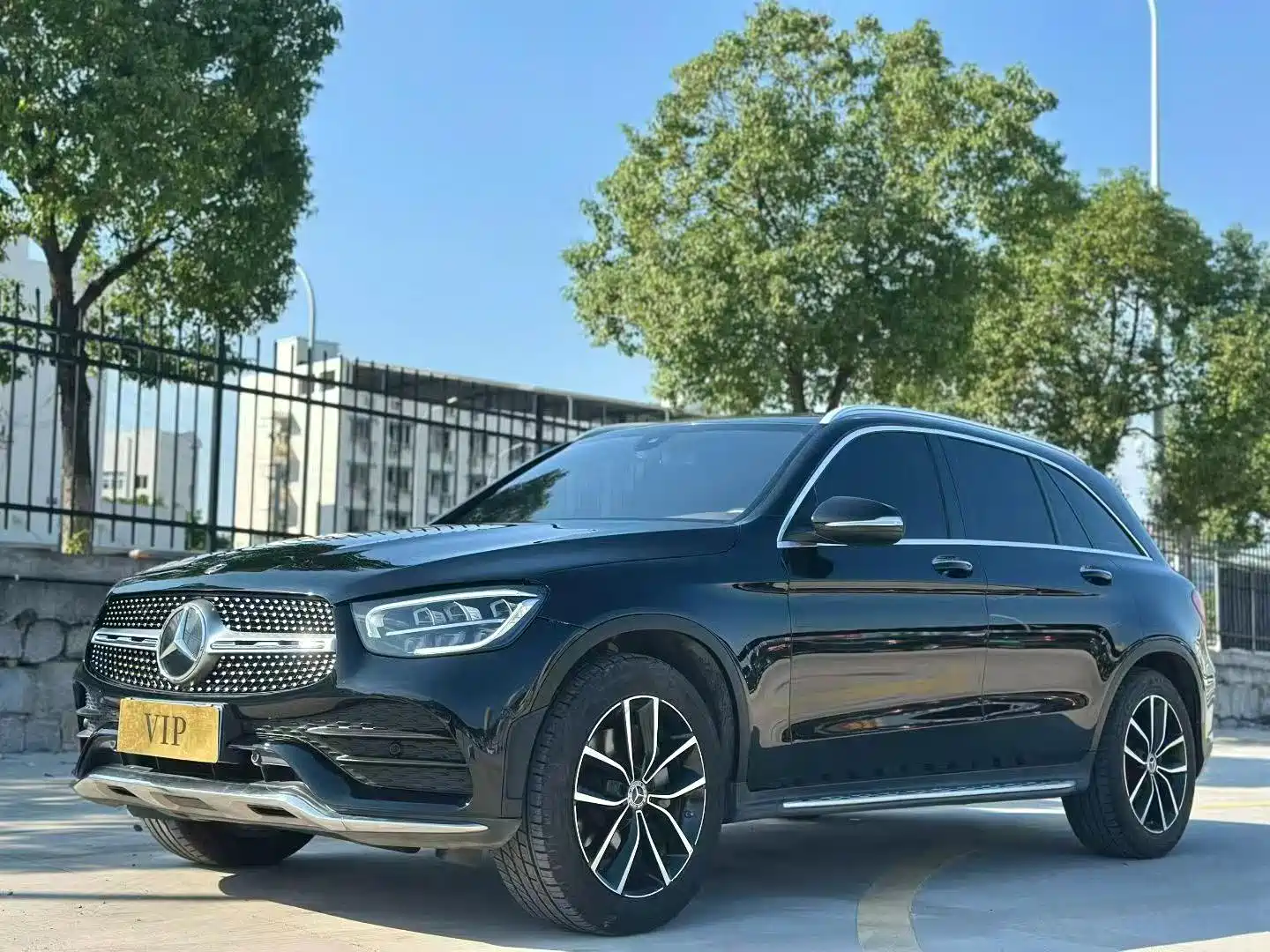 Фото 3 - Mercedes-Benz GLC