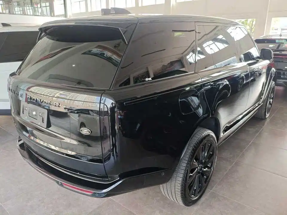 Photo 8 - Land Rover Range Rover