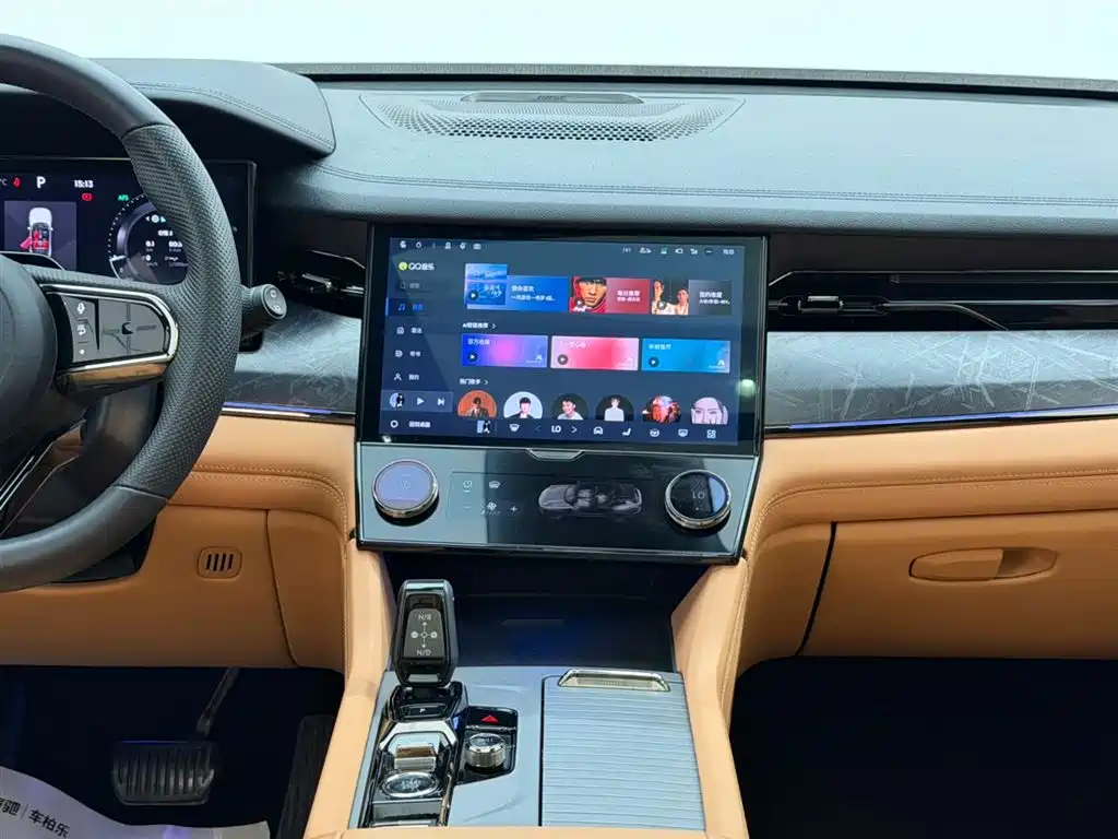 Lynk & Co 09 EM-P 2021 2.0T PHEV Halo 6-seater фото 26