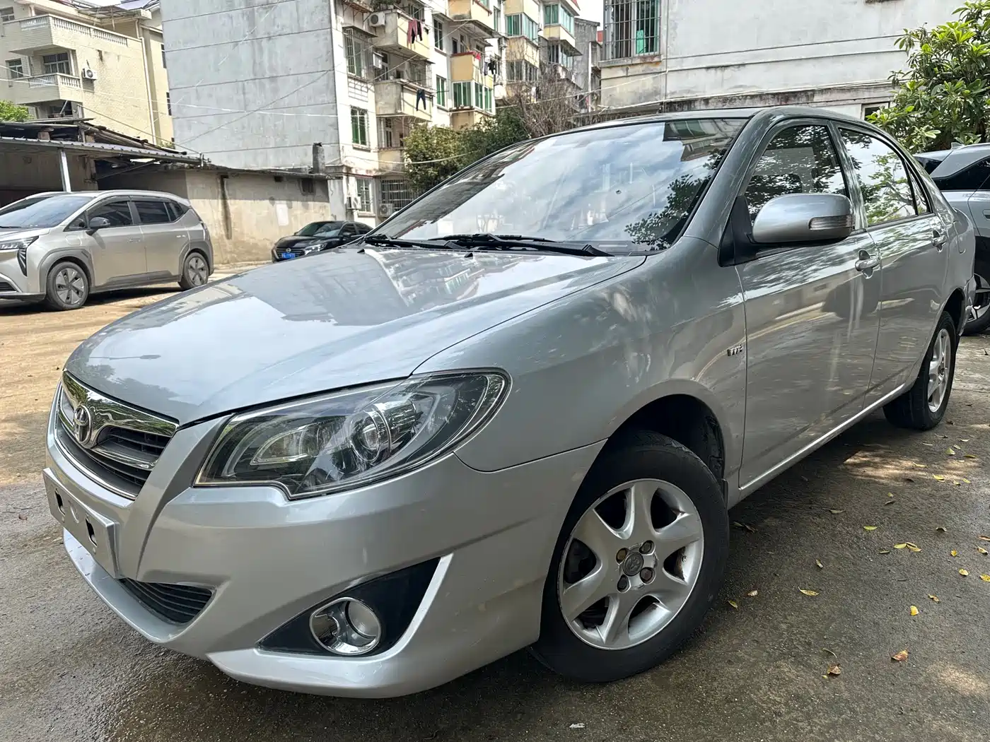Toyota Corolla 2013 1.6L Automatic Luxury